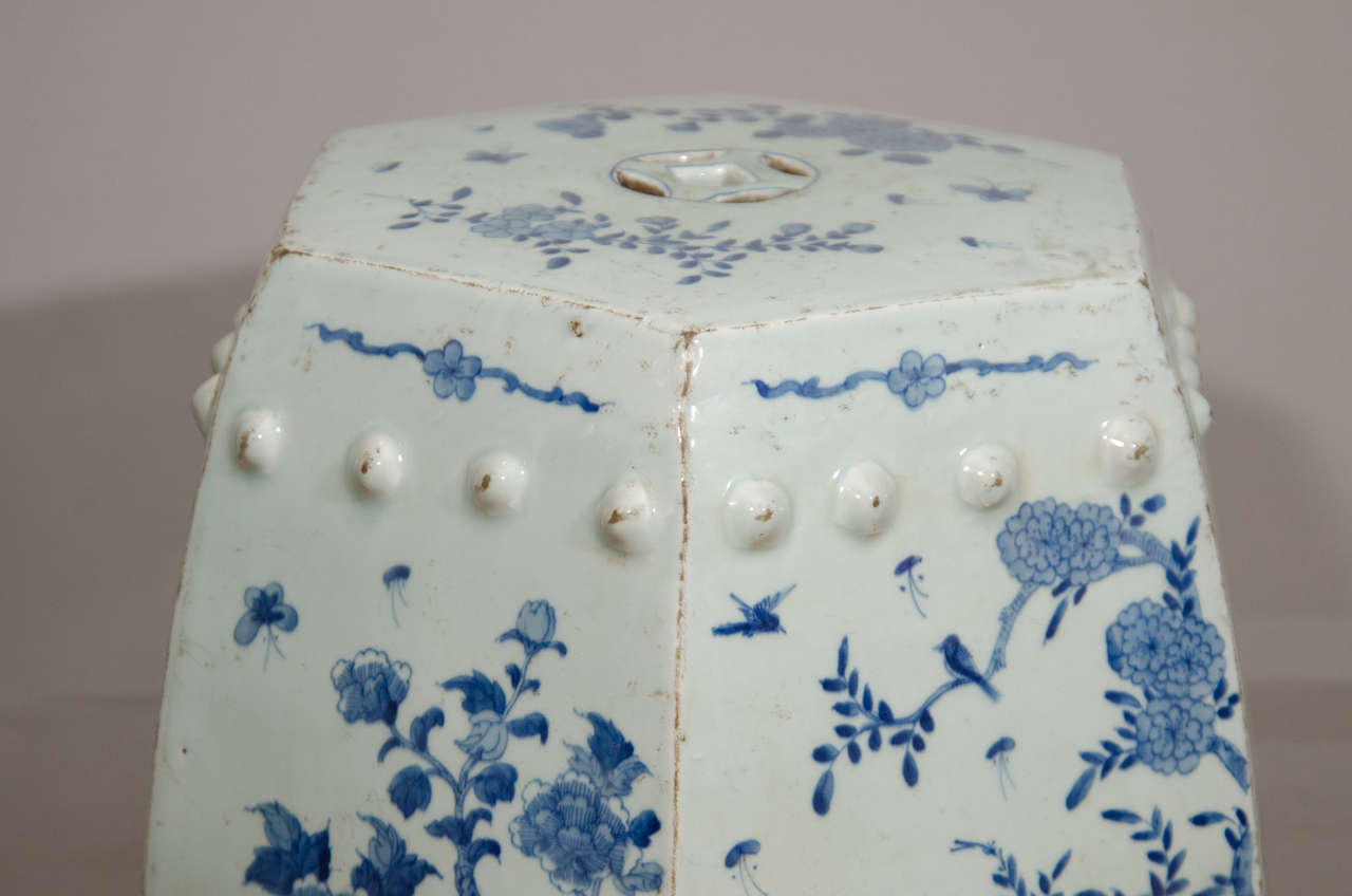 Blue and White Chinese Garden Stool In Excellent Condition In New York, NY