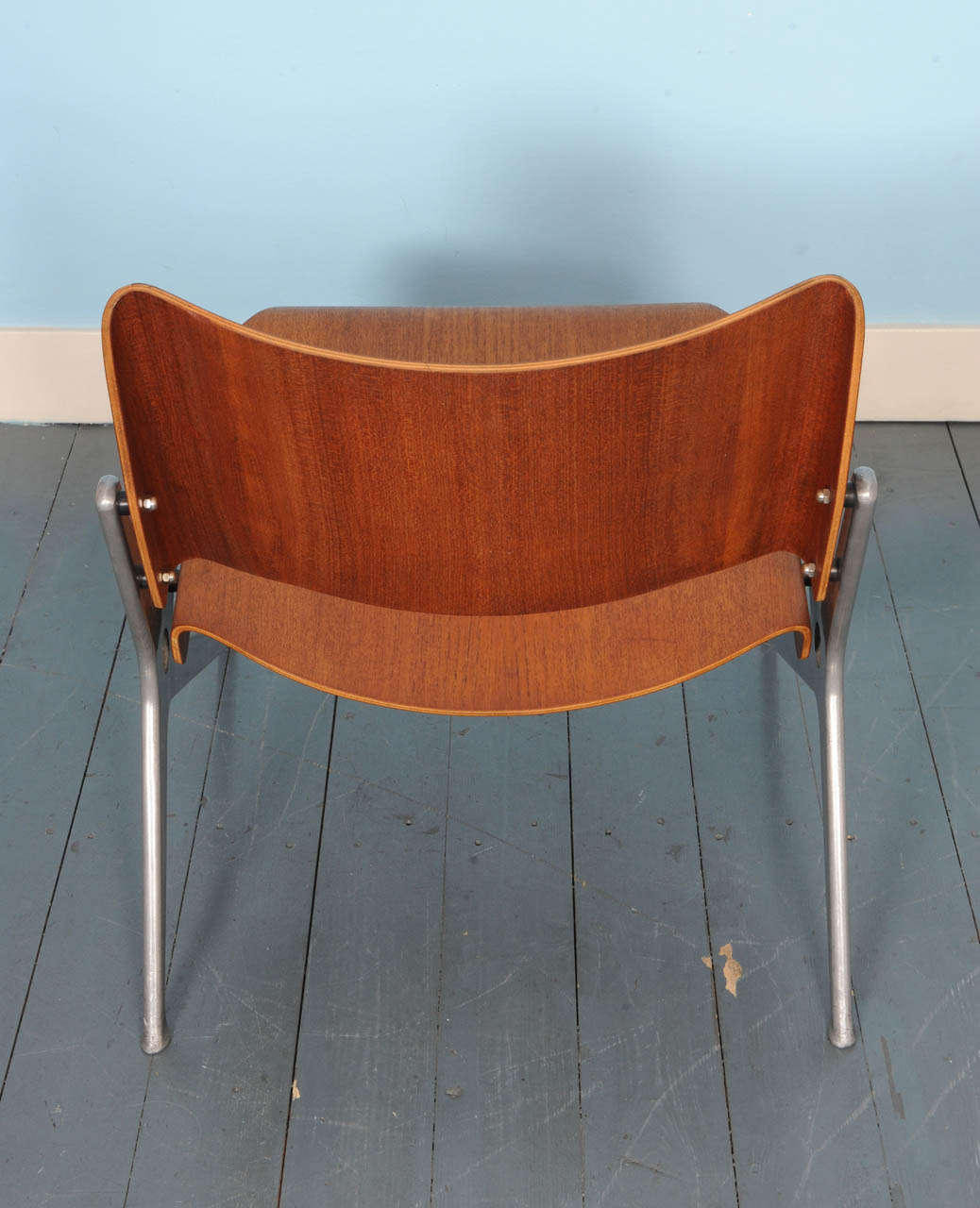 Axis Lounge Chair by Robin Day For Sale 1