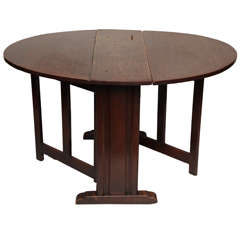 17th c. English or Welsh Oval Gate Leg Table of Rare Form 5