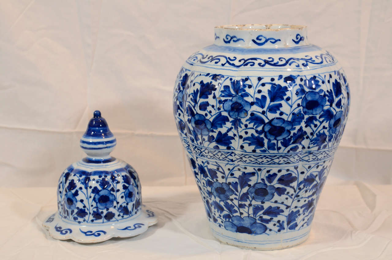 A Pair of Dutch Delft Blue and White Covered Vases 2