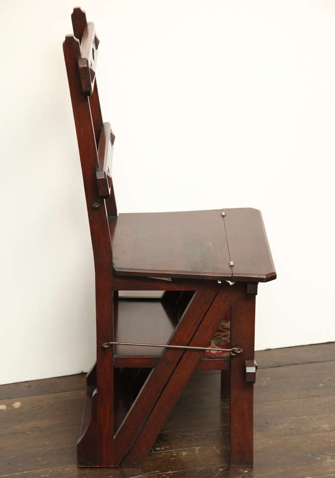 Late 19th Century English Step Chair In Good Condition In New York, NY