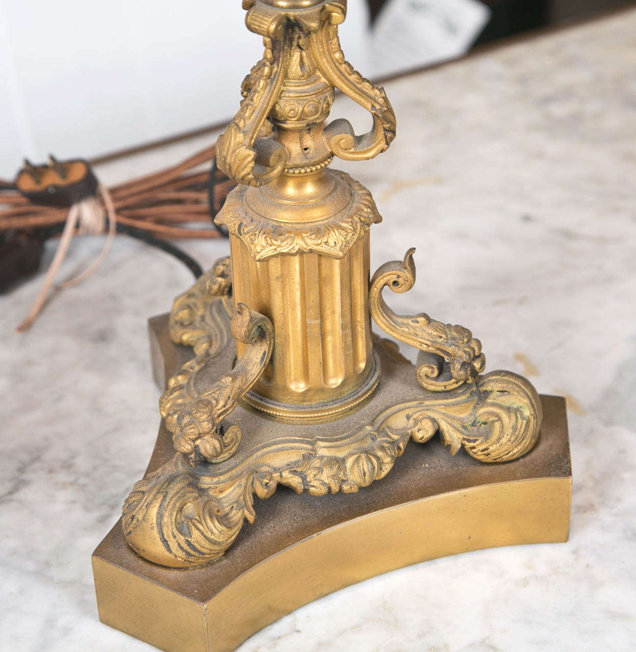 Pair of Dore Bronze Candelabra Lamps In Good Condition In Stamford, CT