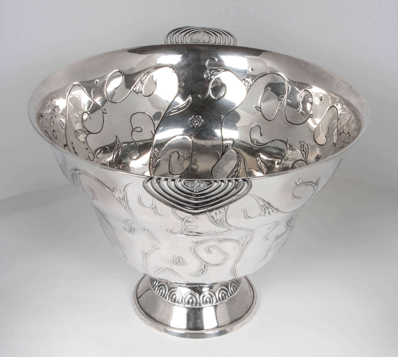 20th Century Scandinavian Modern / Art Deco Finnish Silver Presentation Bowl 1925 For Sale