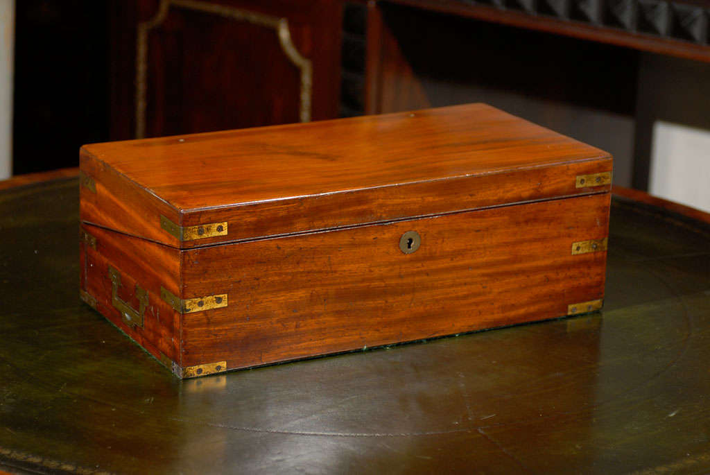 18th Century Mahogany Writing Slope 6