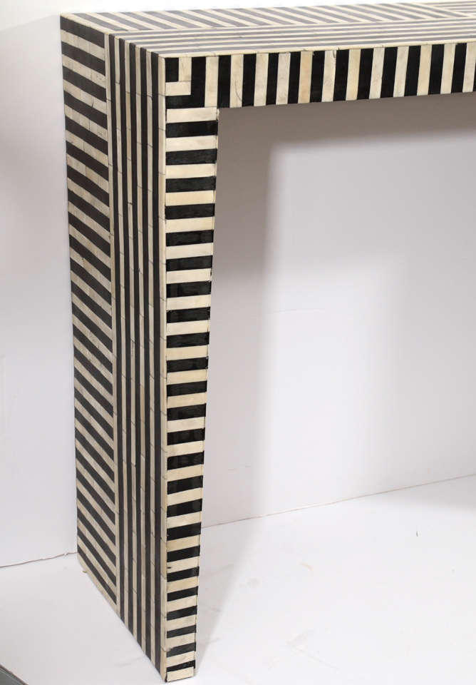 Indian Striped Bone Console In Good Condition For Sale In New York, NY