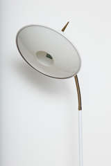 White Gooseneck Floor Lamp by Laurel In Excellent Condition In New York, NY