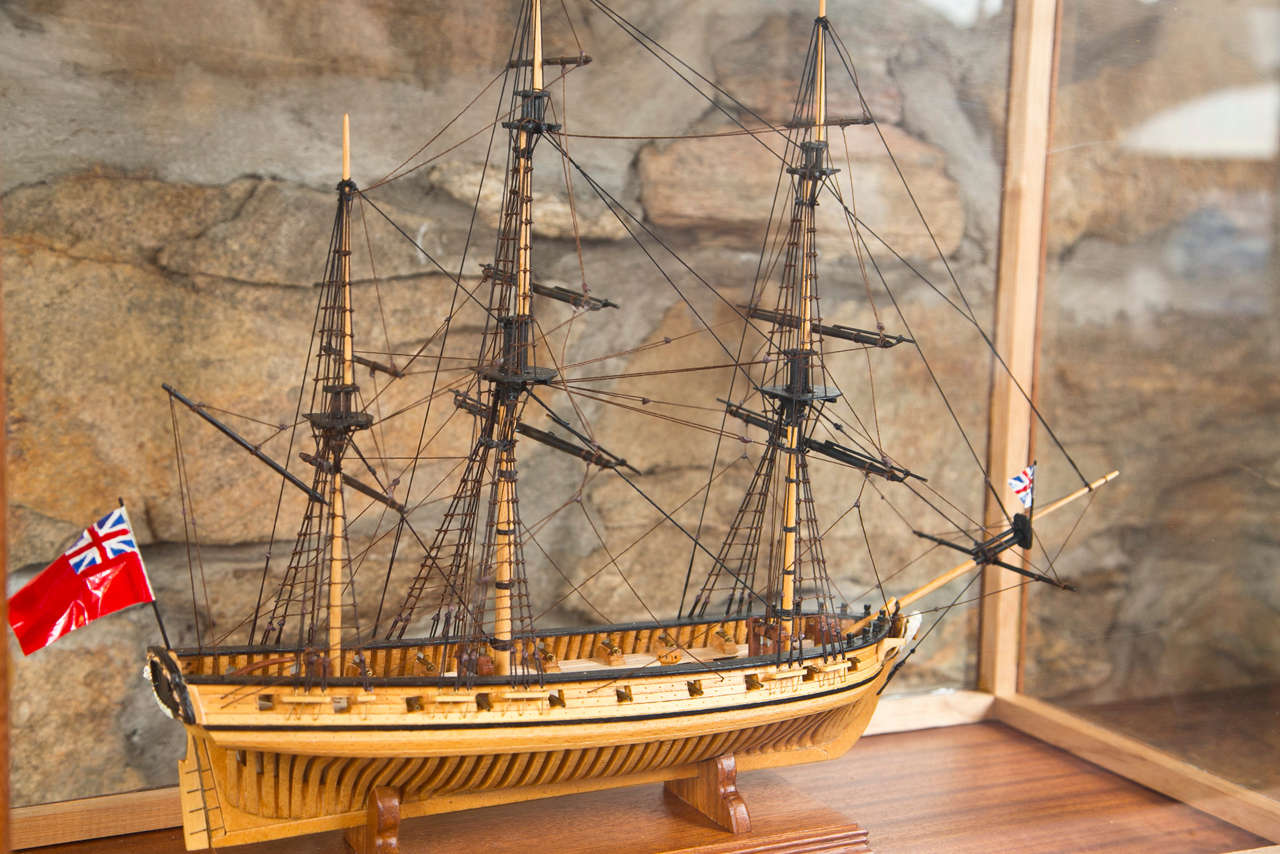 XIXe siècle Modèle de bateau en planches faites à la main sur cadre, H.M.S. Pelican en vente