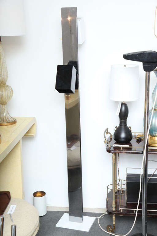 Italian Modernist Black & White Floor Lamp 3