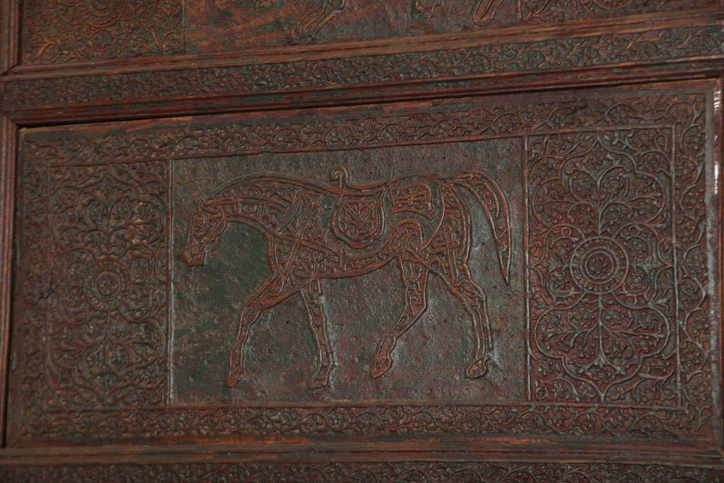 Large Four-Panel Teak Wood Early 20th Century Floor Screen with Carved Animals In Good Condition In Yonkers, NY