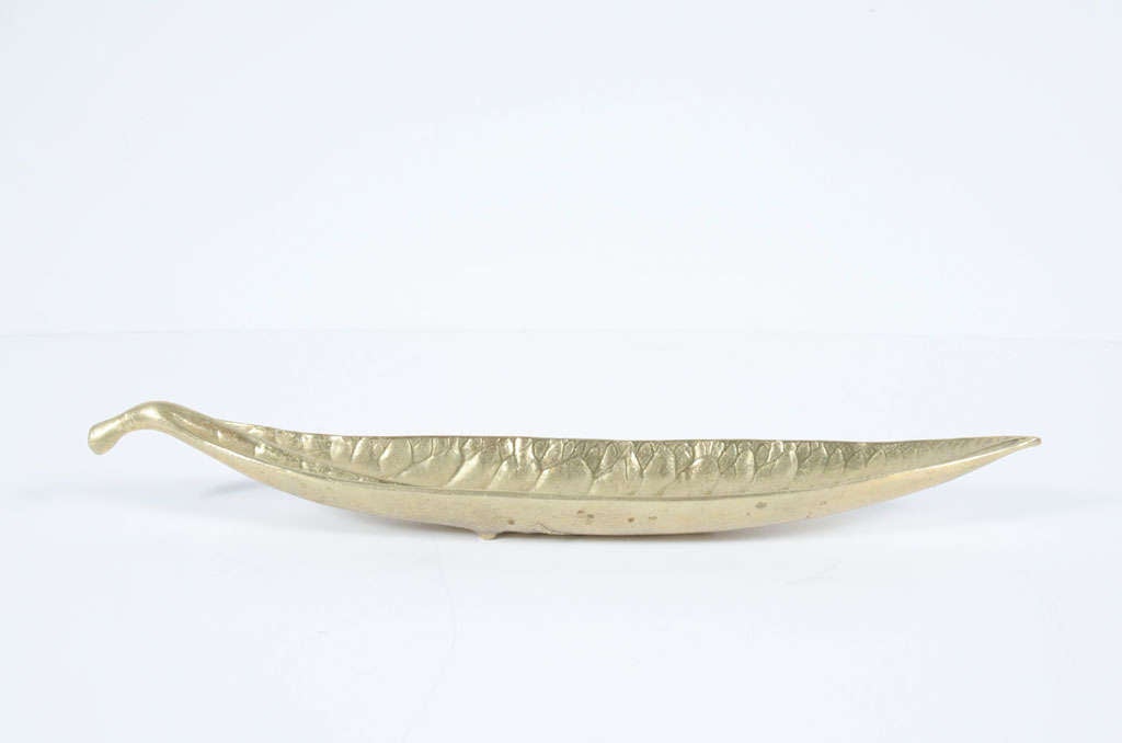 Brass Euphorbia Codiaeum Leaf Dish by Virginia Metalcrafters 3