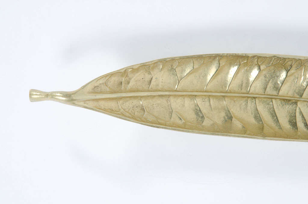 Brass Euphorbia Codiaeum Leaf Dish by Virginia Metalcrafters In Excellent Condition In New York, NY