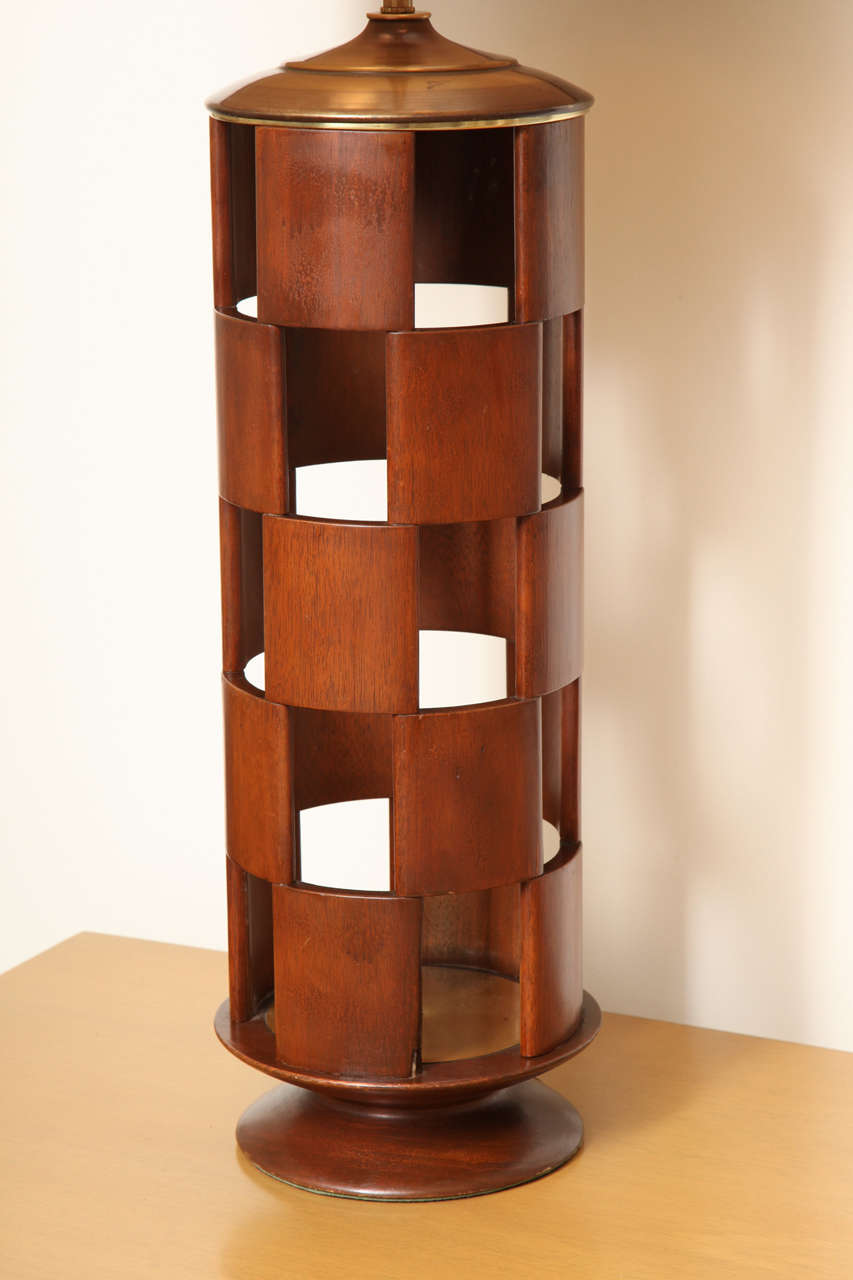 Wooden Checkerboard Lamp with Brass Fittings, circa 1960 In Excellent Condition In New York, NY