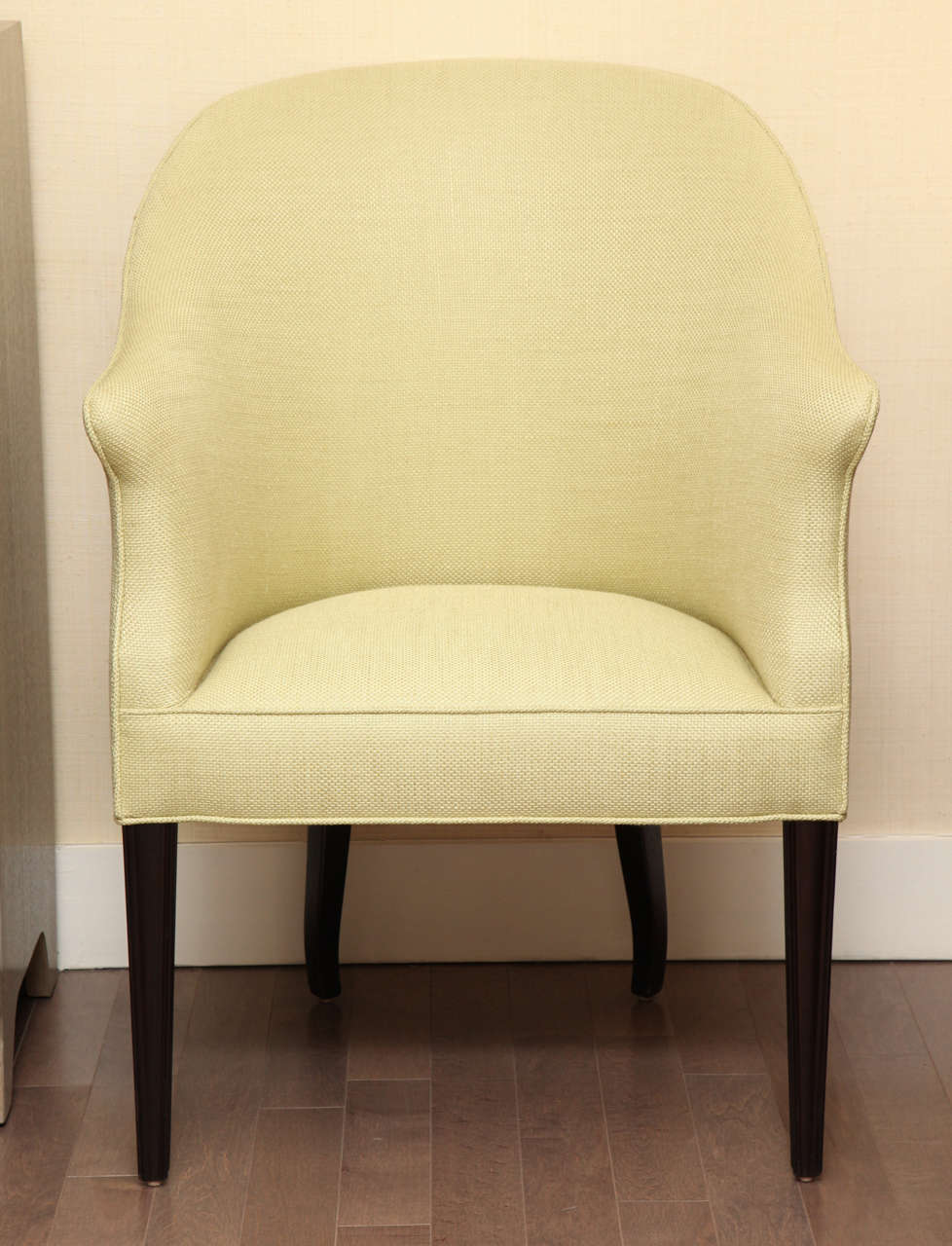 American The Thomas Chair by Duane Modern For Sale