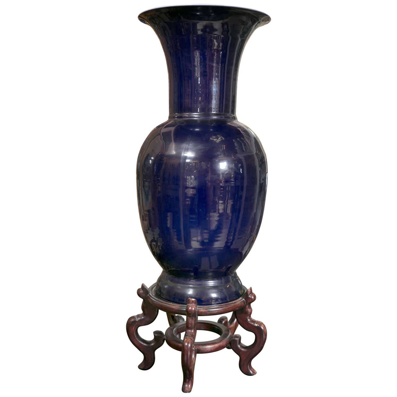 Asian Vase Stand 97