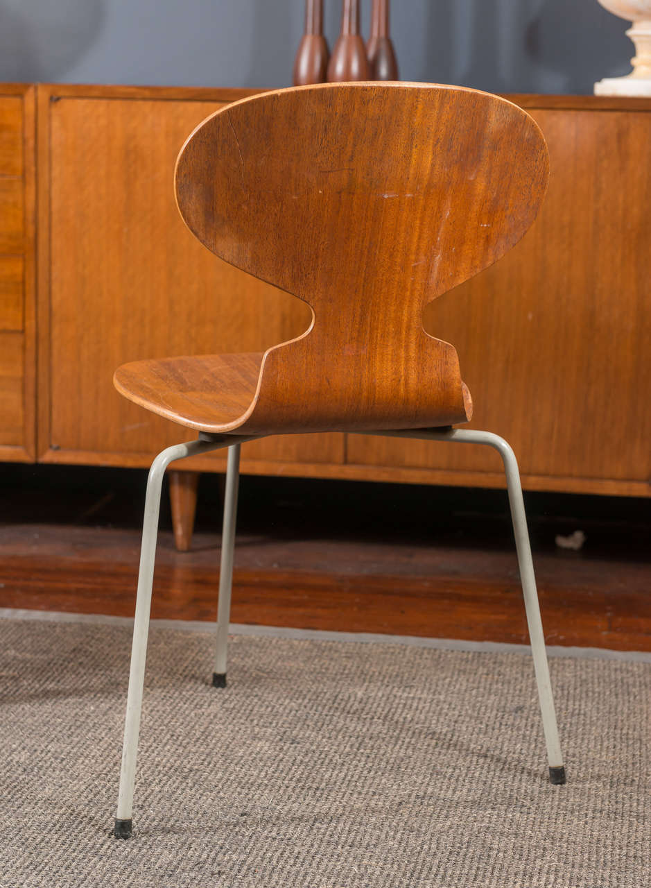 Mid-20th Century Arne Jacobsen Ant Chairs FH3100