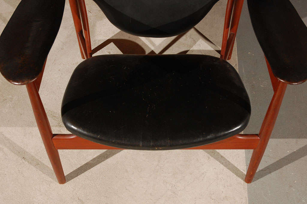 Mid-20th Century Finn Juhl by Niels Vodder Chieftain  Chair