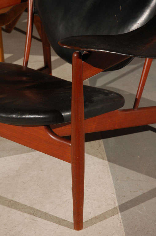 Wood Finn Juhl by Niels Vodder Chieftain  Chair