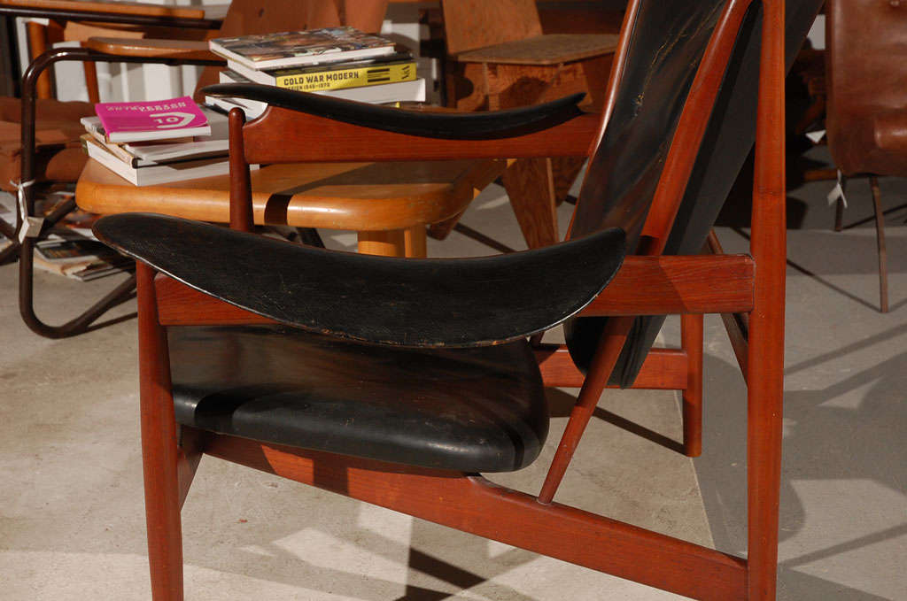 Finn Juhl by Niels Vodder Chieftain  Chair 2