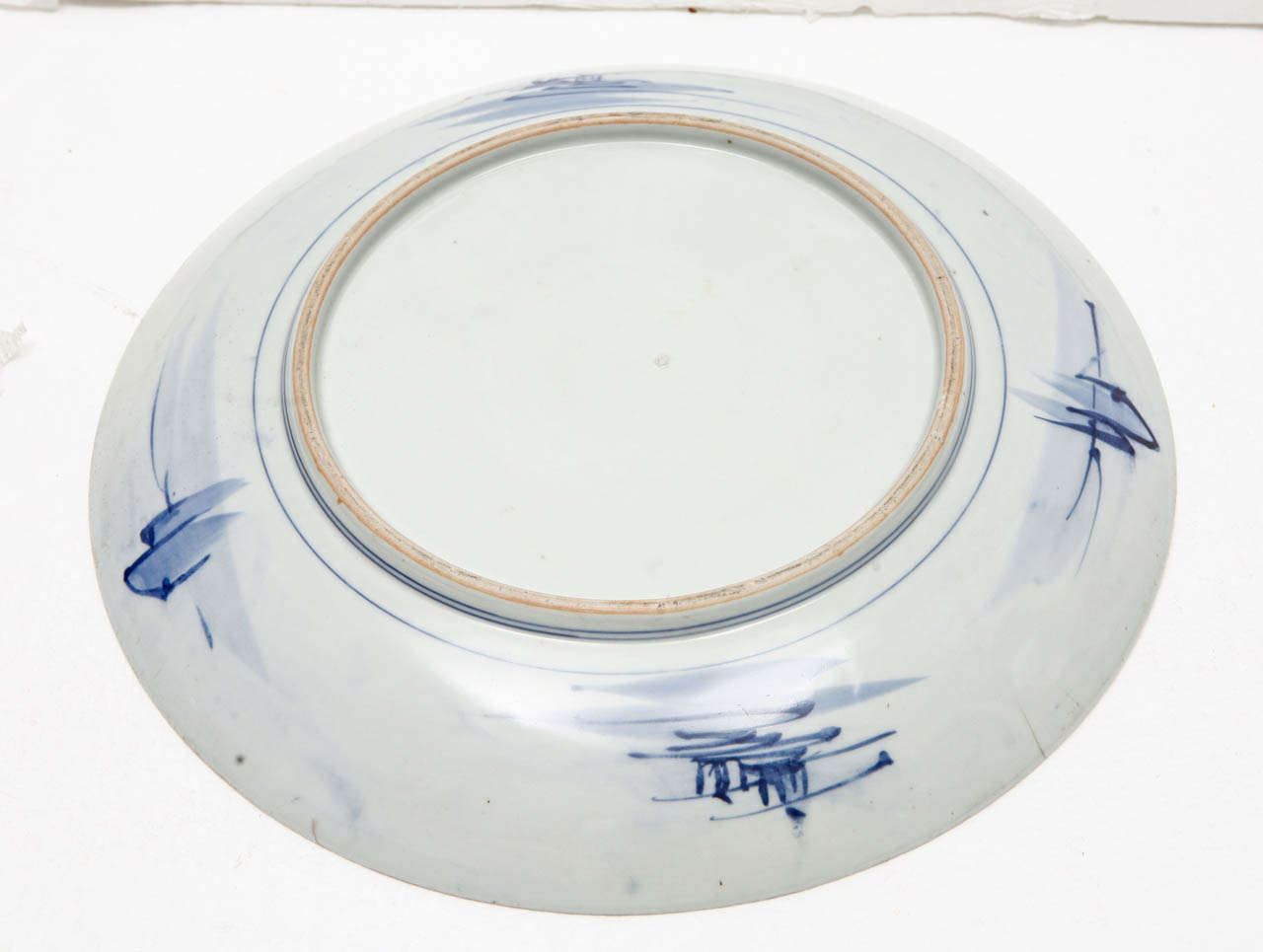 Mid-20th Century Vintage Aisan Blue & White Charger For Sale