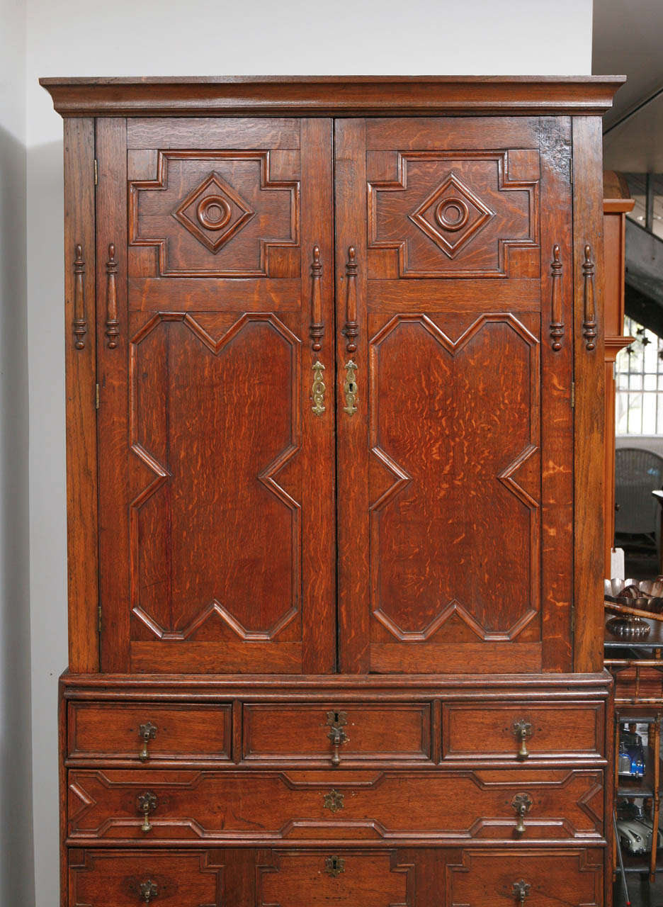 George III English Linen Press In Good Condition For Sale In Culver City, CA