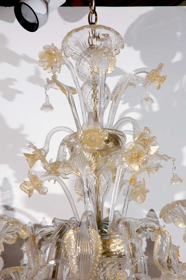Murano Chandelier with 22k Gold Details In Excellent Condition In Newport Beach, CA