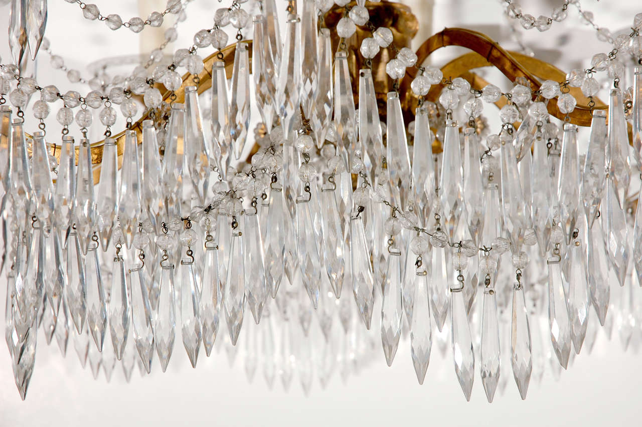 XIXe siècle Elegance - Lustre en bois doré et cristal taillé en vente