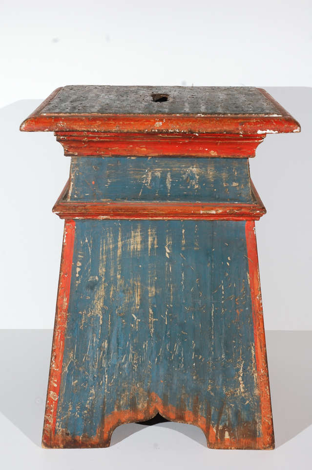 Pair of Tuscan, Painted Stools 3
