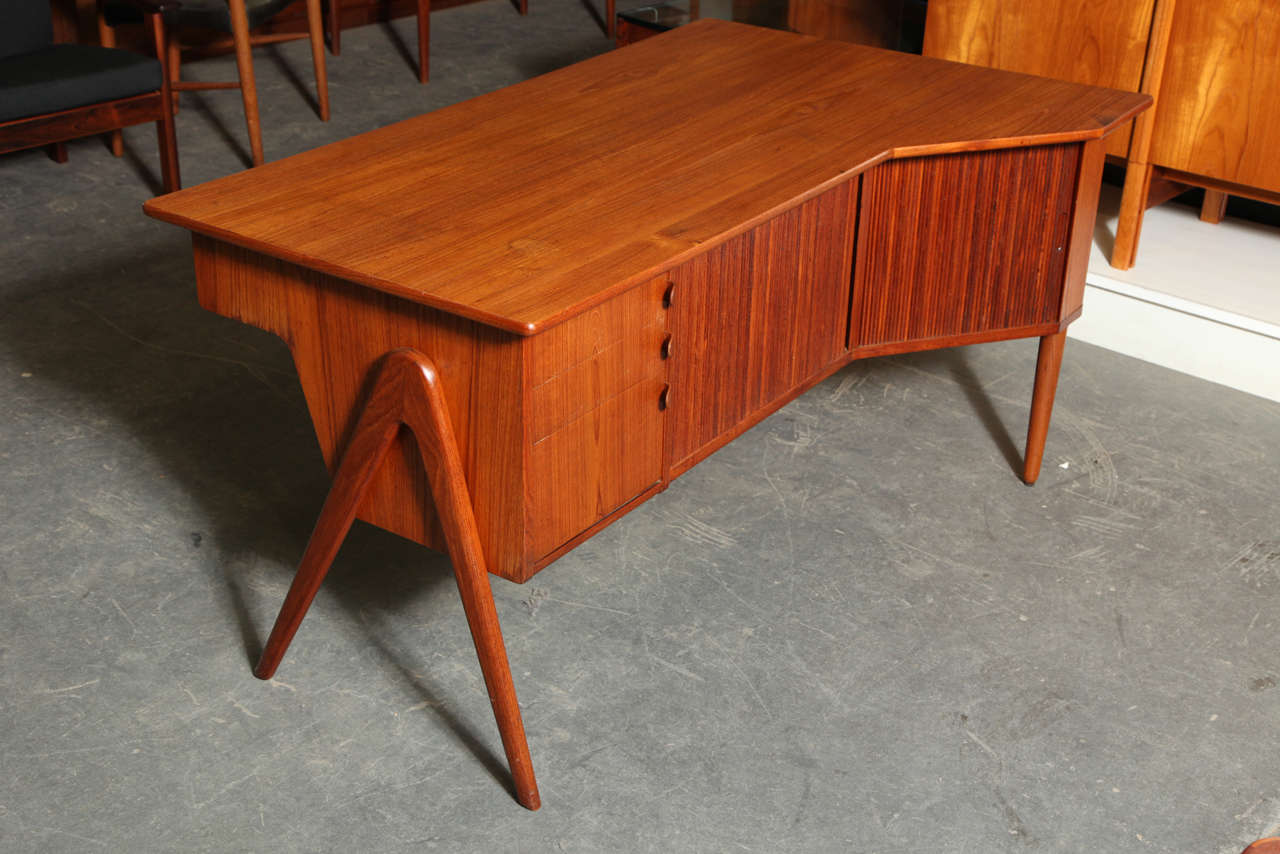 Atomic Era Danish Modern Teak 2-Sided Desk with Tambour Cabinet In Excellent Condition In New York, NY