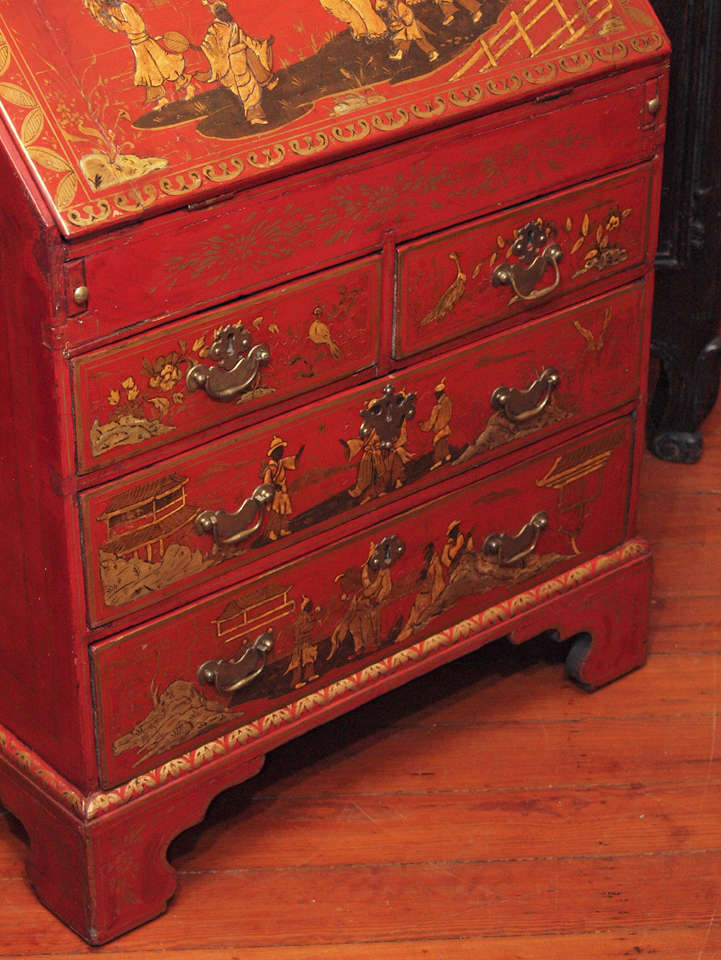 English George III Chinoiserie Lacquered Secretary In Excellent Condition In Natchez, MS