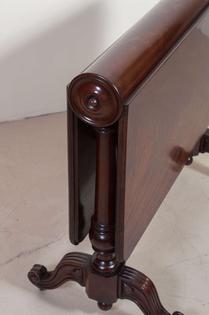 Victorian Flame Mahogany Leaf Lap Table - STORE CLOSING MAY 31ST For Sale 4