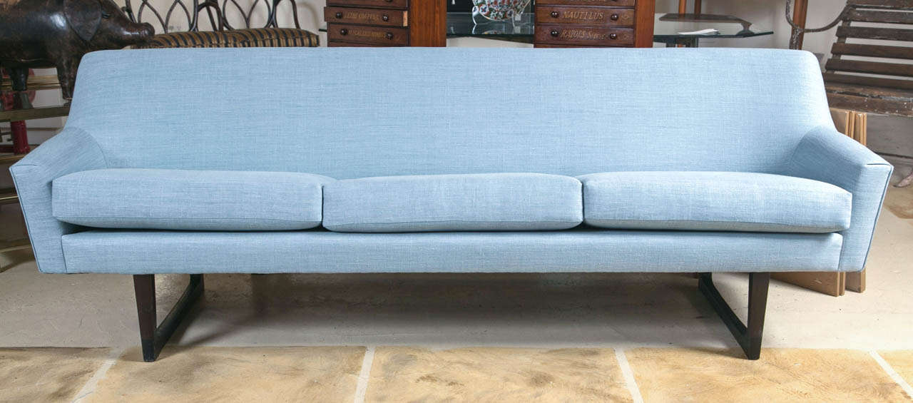 Mid-century Danish Modern Sofa For Sale 1