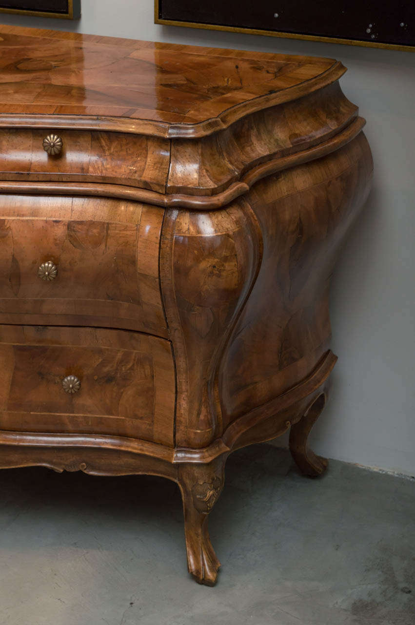19th Century Italian Yew Wood Commode In Excellent Condition In Larkspur, CA