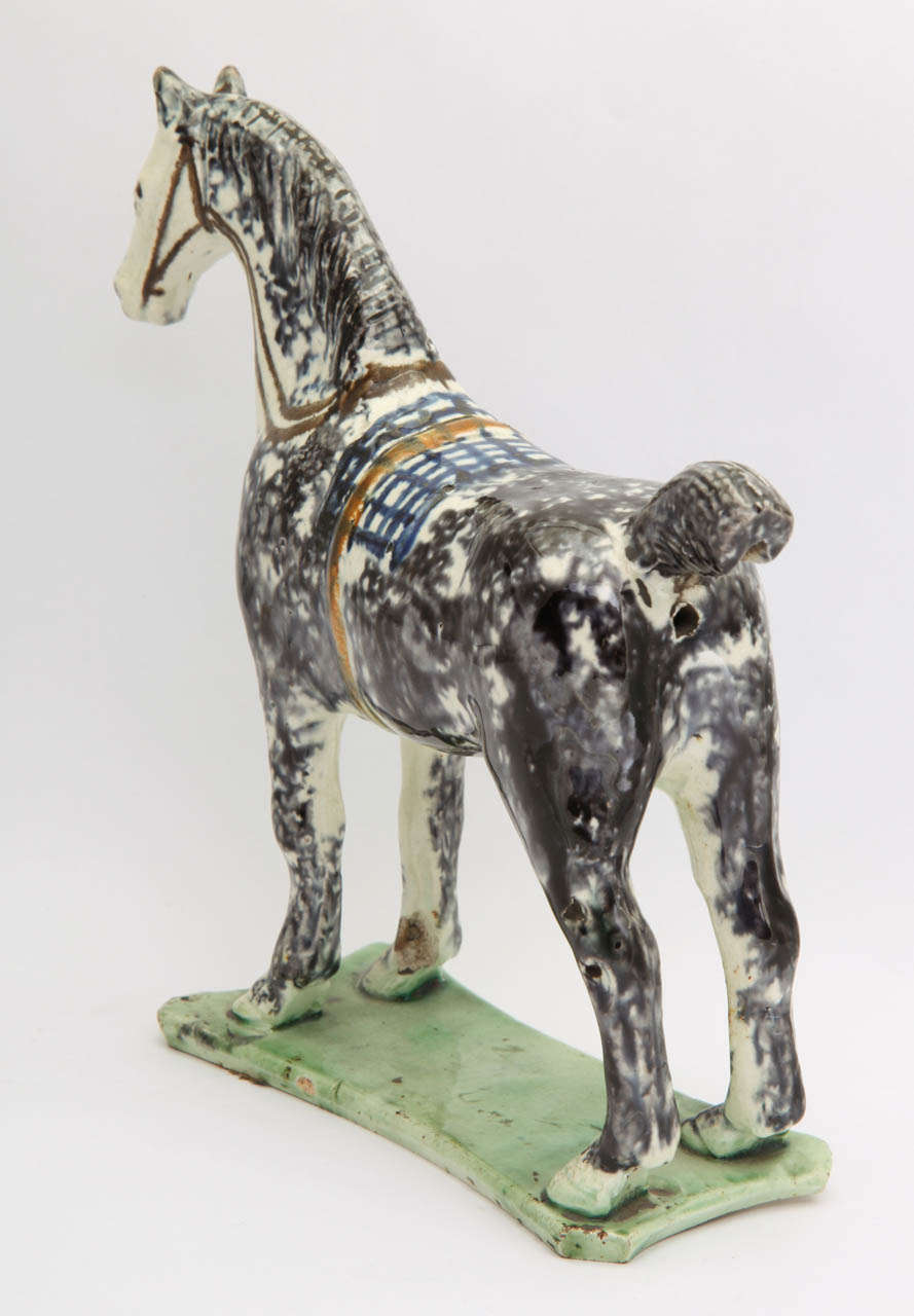A Fine Prattware Pottery Horse In Excellent Condition For Sale In New York, NY