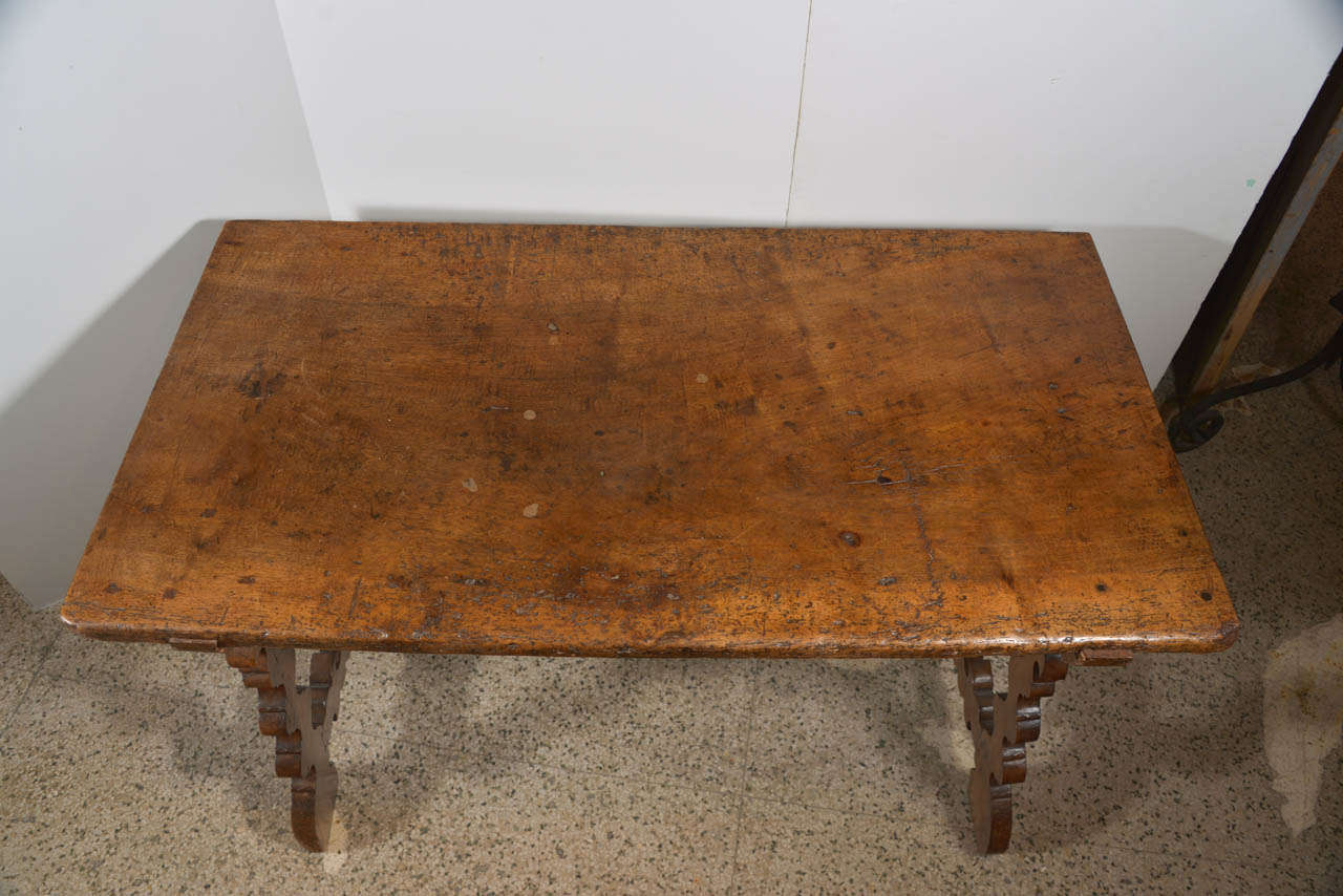 Early 19th Century Spanish Iron Strap Table In Excellent Condition In Houston, TX