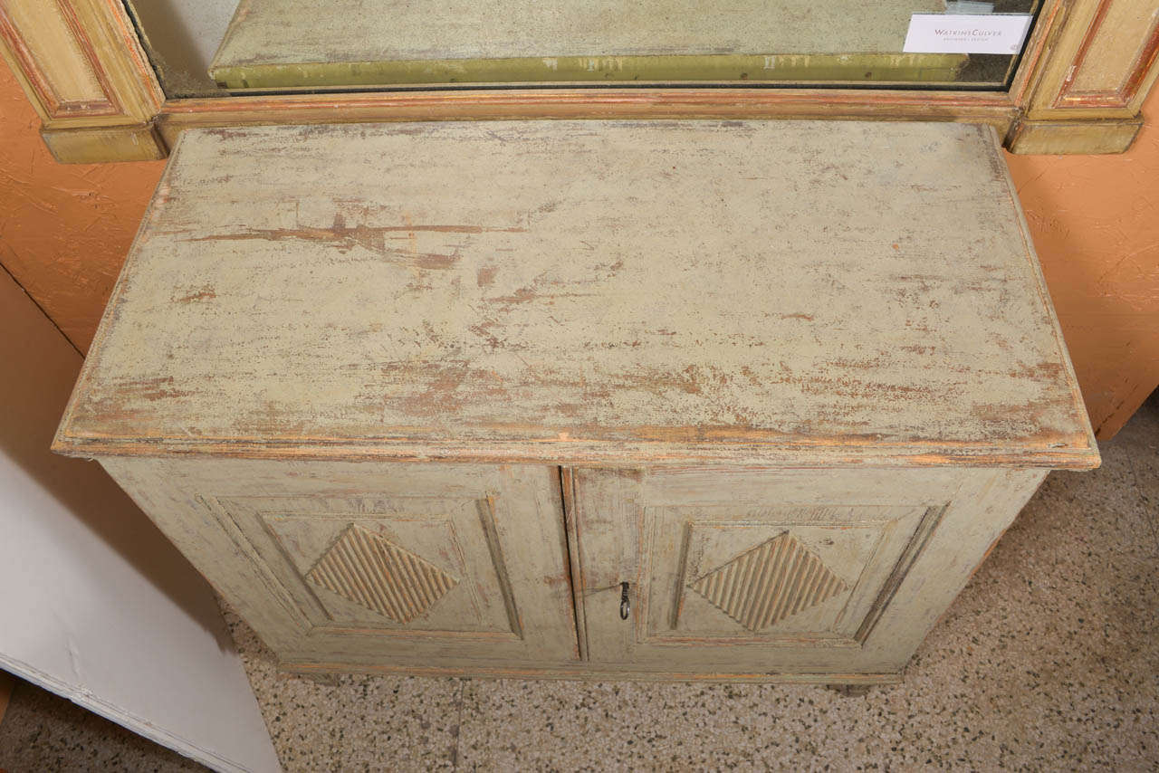 19th Century Small Gustavian Cabinet