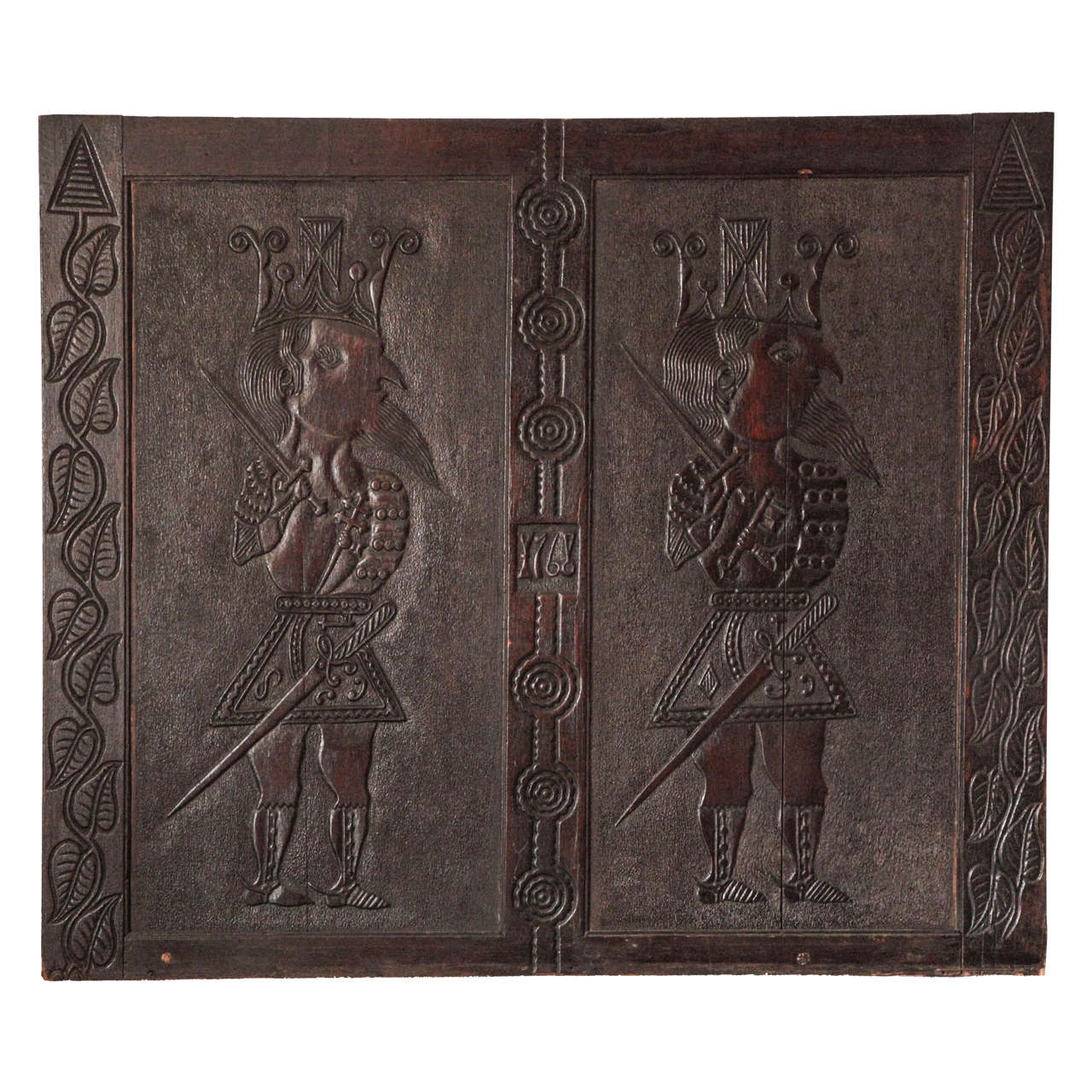 Einzigartige englische Schnitzplatte aus dem 18. Jahrhundert mit zwei Königen