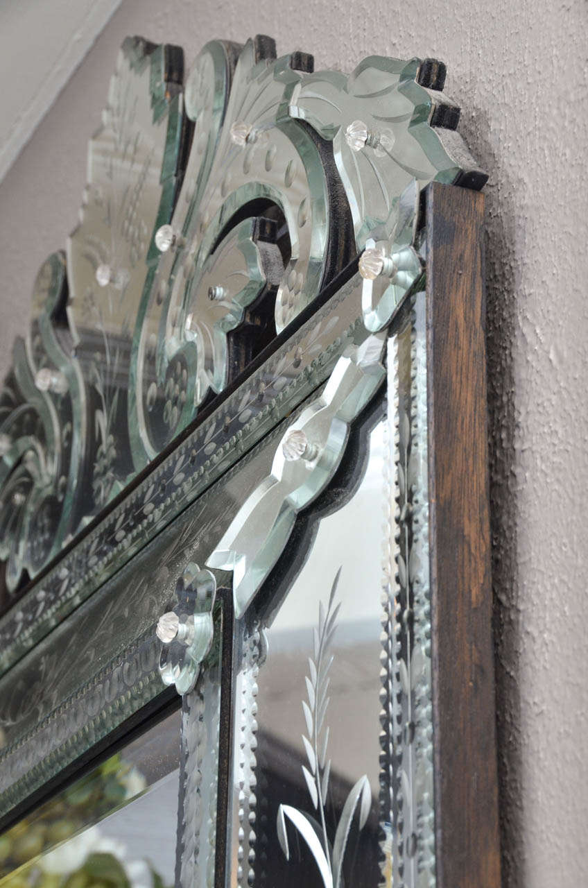 Etched and Beveled Venetian Mirror For Sale 3