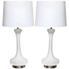 Laurel Frosted Glass Lamps with Lighted Bases 8
