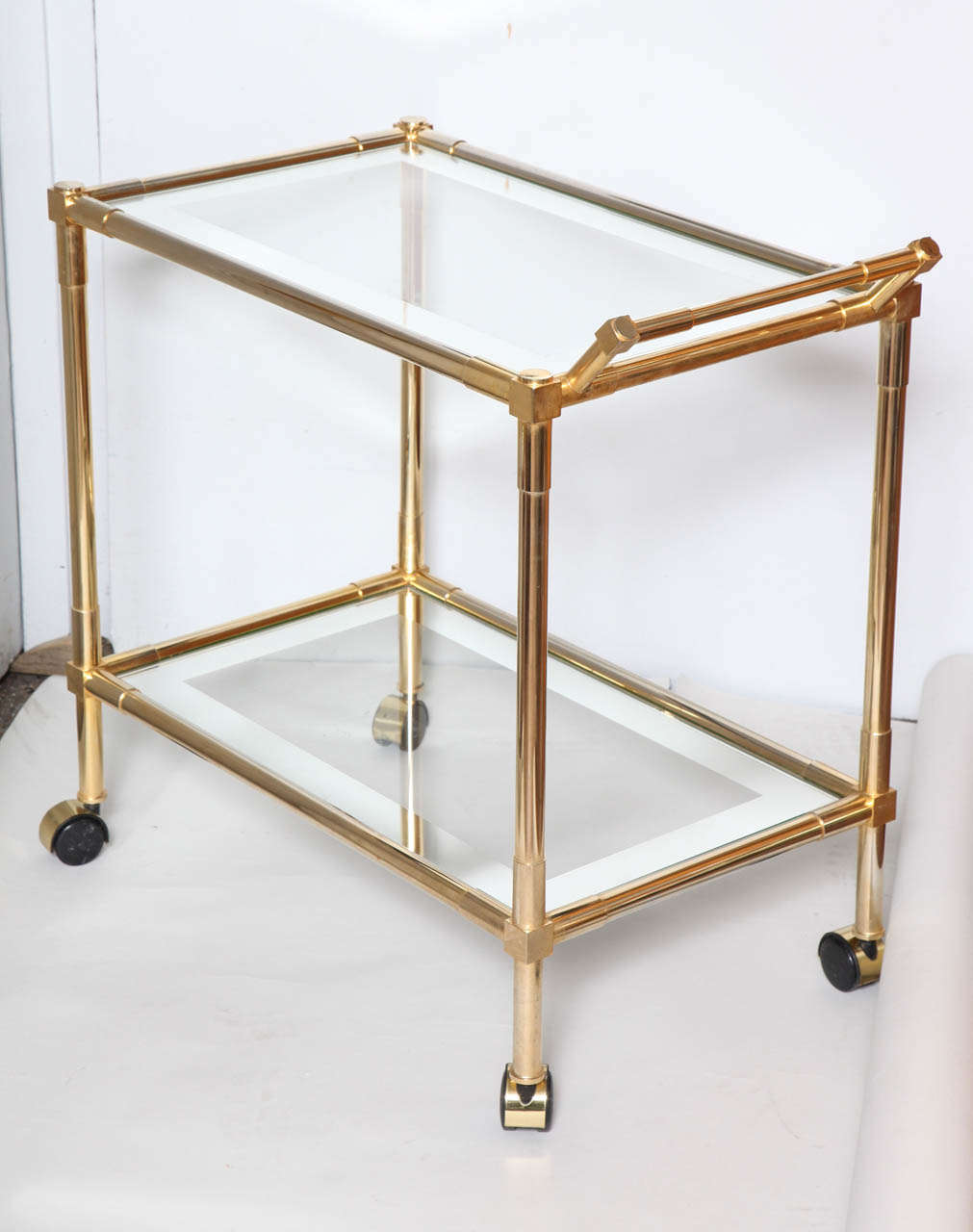 Brass and Glass Mid-Century Bar Cart In Good Condition In New York, NY
