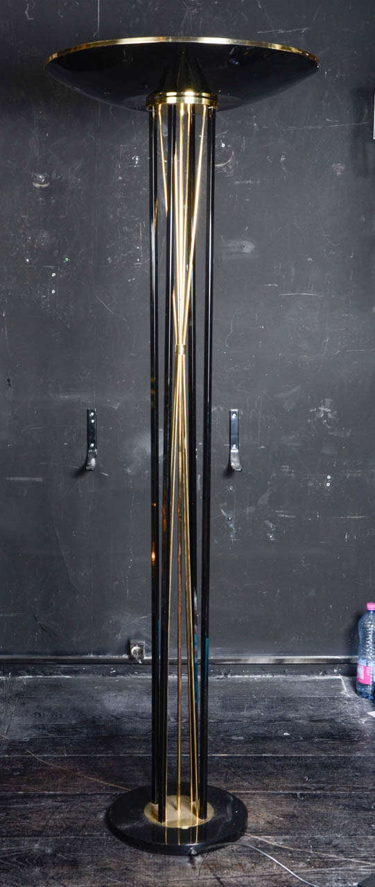 Floor lamp laquered  metal black and Gold mounted with halogène lighting