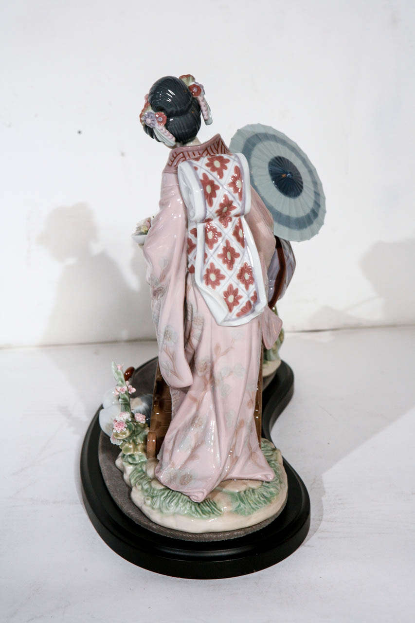 Charmante figurine de femme japonaise Lladro en vente 1