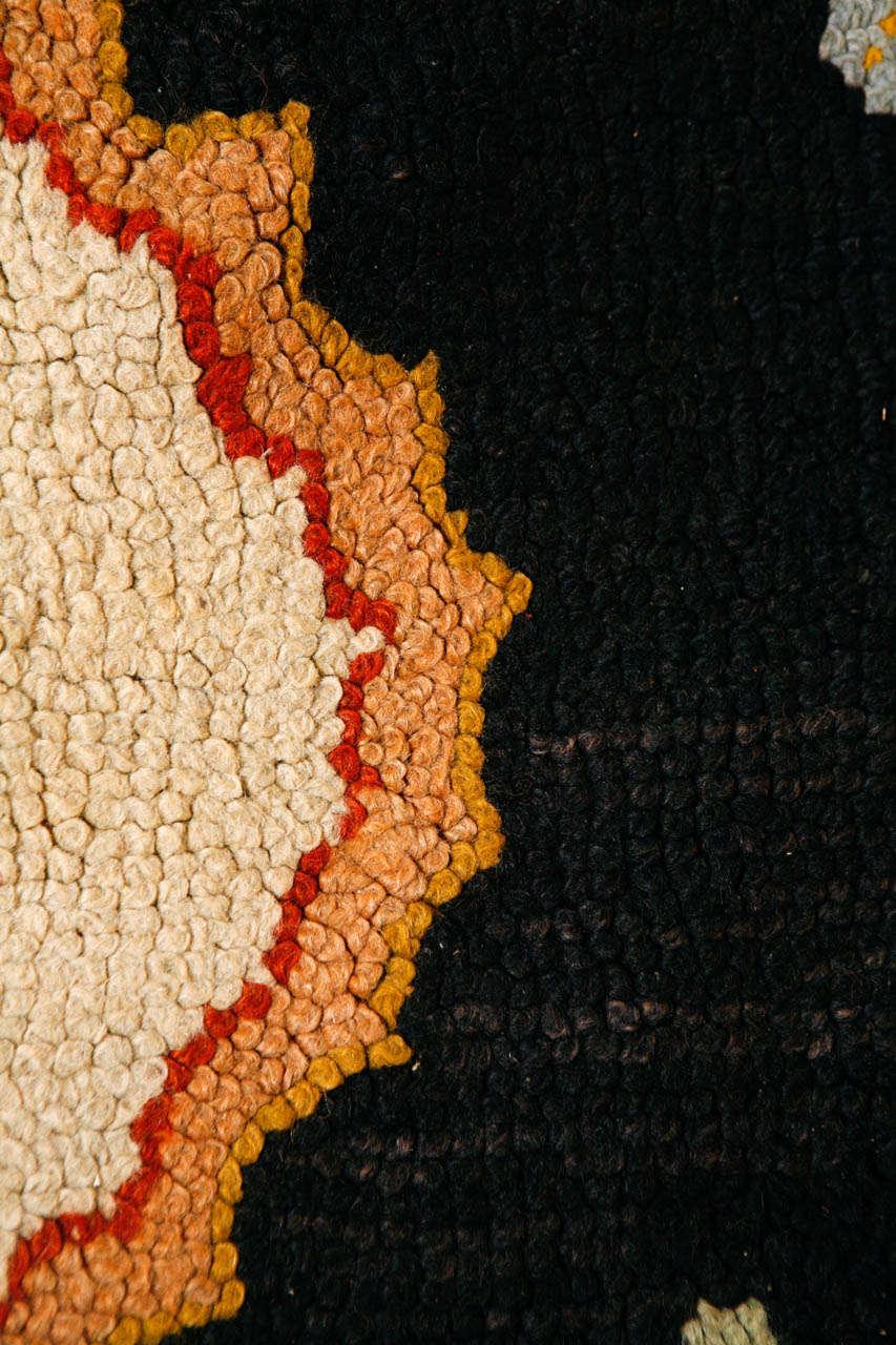 Tapis crocheté américain du 19e siècle en vente 3