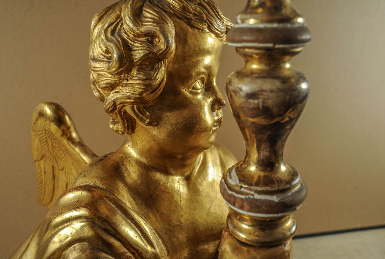19th Century Italian Carved Golden Angel In Good Condition For Sale In Amsterdam, NL