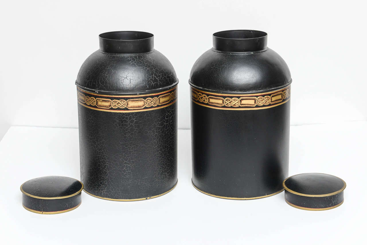 English Pair of Canisters with Lids, 20th Century For Sale