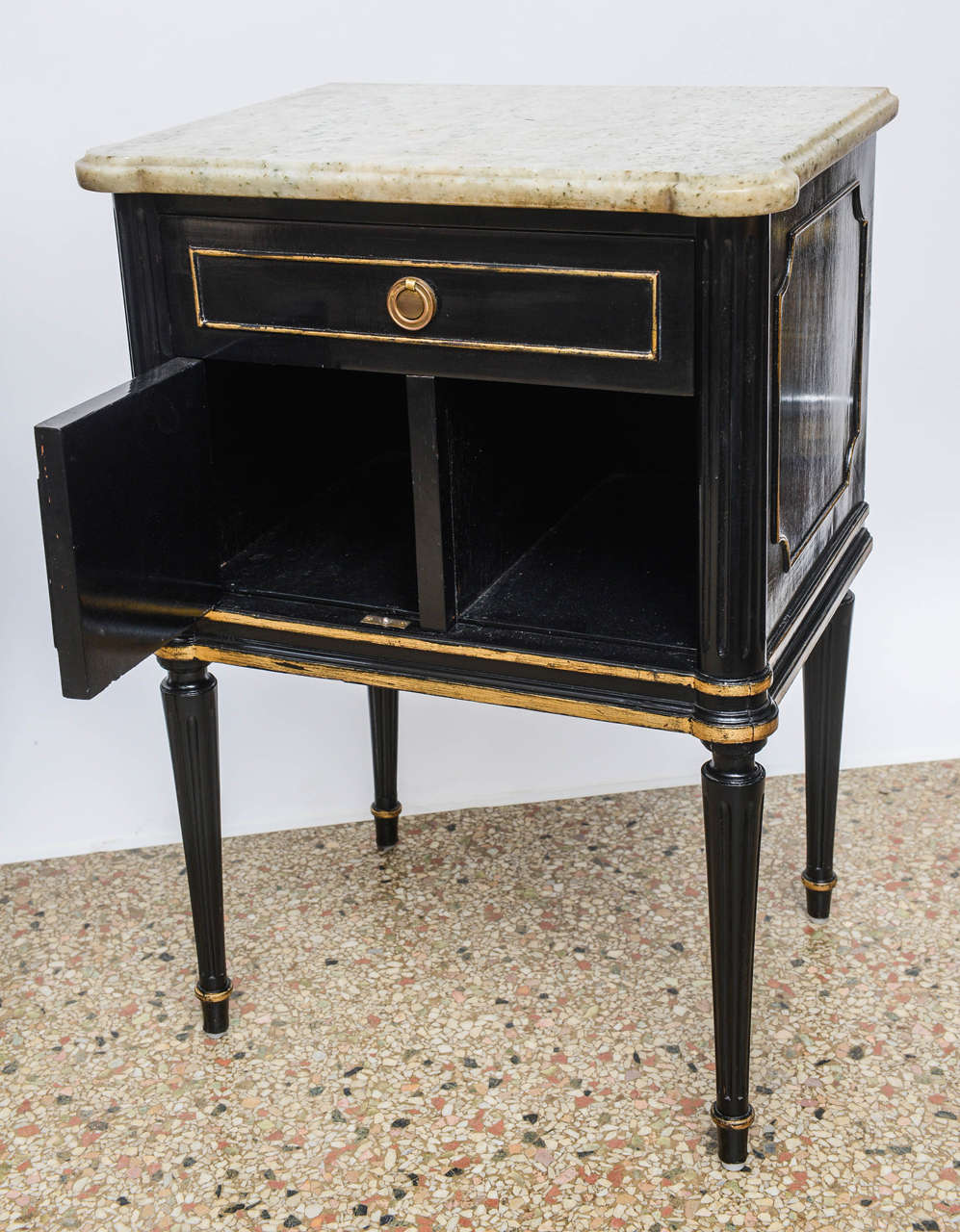 Pair of Maison Jensen Commodes with Marble Tops, 20th Century For Sale 1