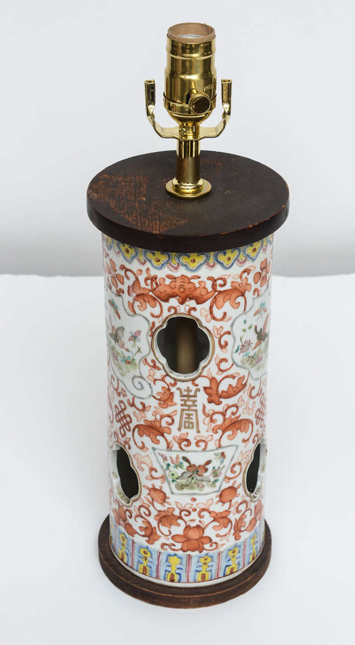 Chinese hat stand vas has been drilled & has a wooden base and cap.  It's been newly rewired with a single 3-way socket and a line switch.  Height of porcelain vase is 12