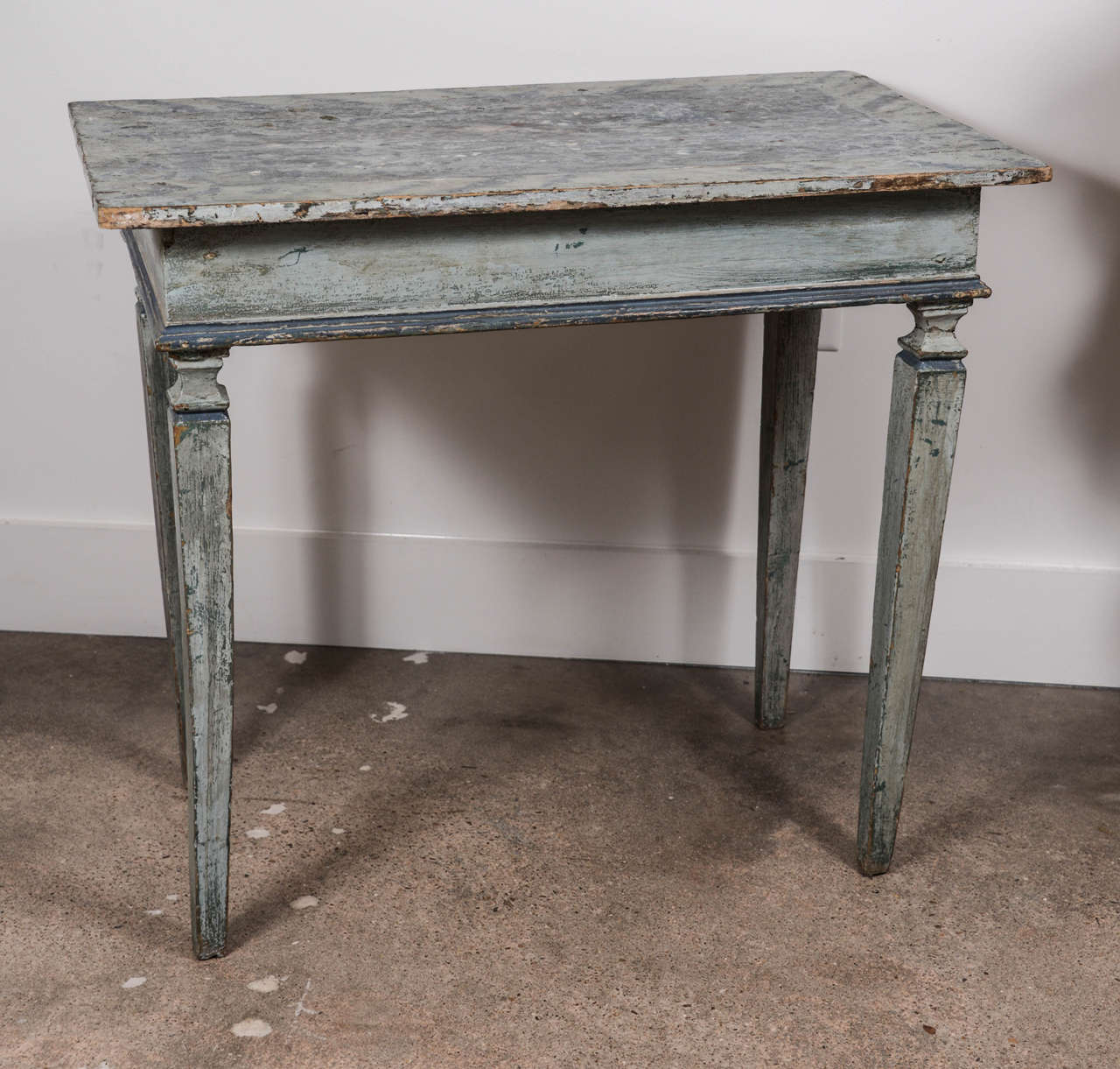Wood 18th Century Painted Table from Italy