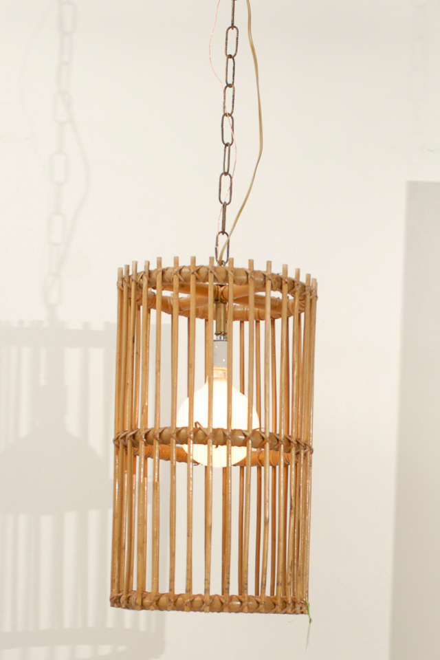 * Vintage rattan pendant
* Open bottom
* Newly rewired
* Pair available
* Priced and sold individually