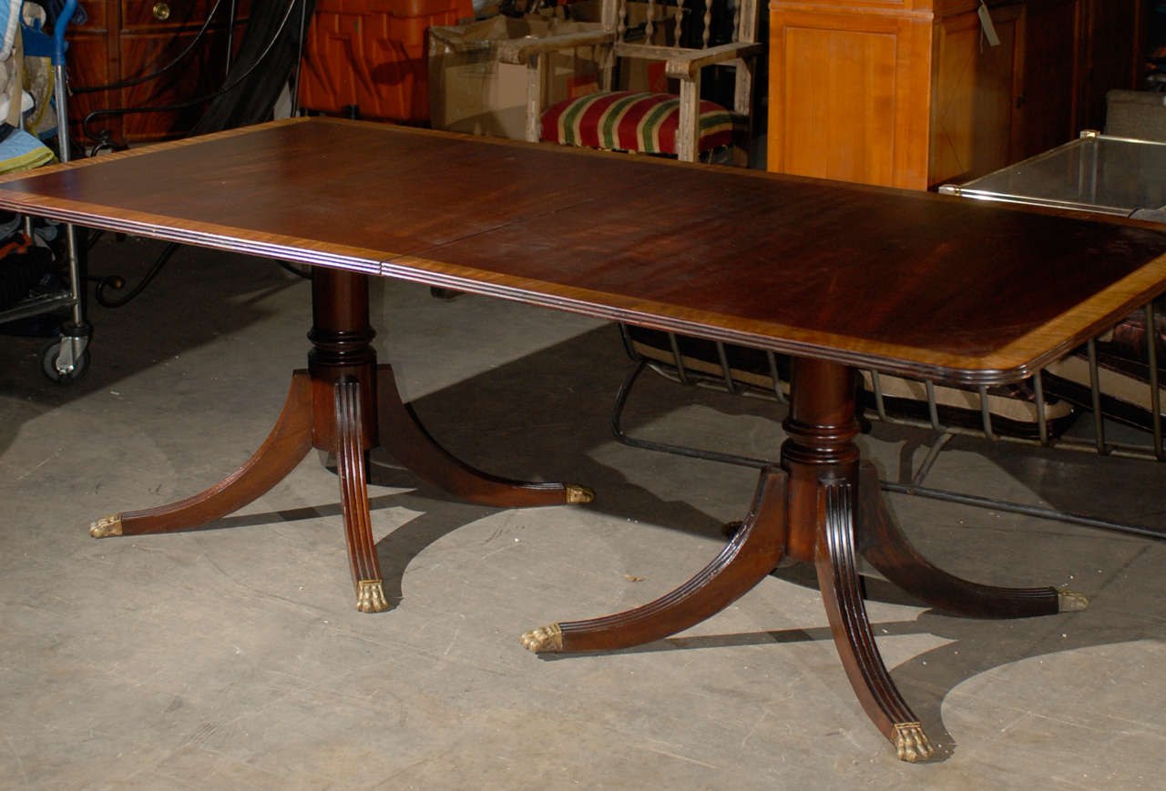 English Mahogany Two pedestal Dining Room Table at 1stDibs