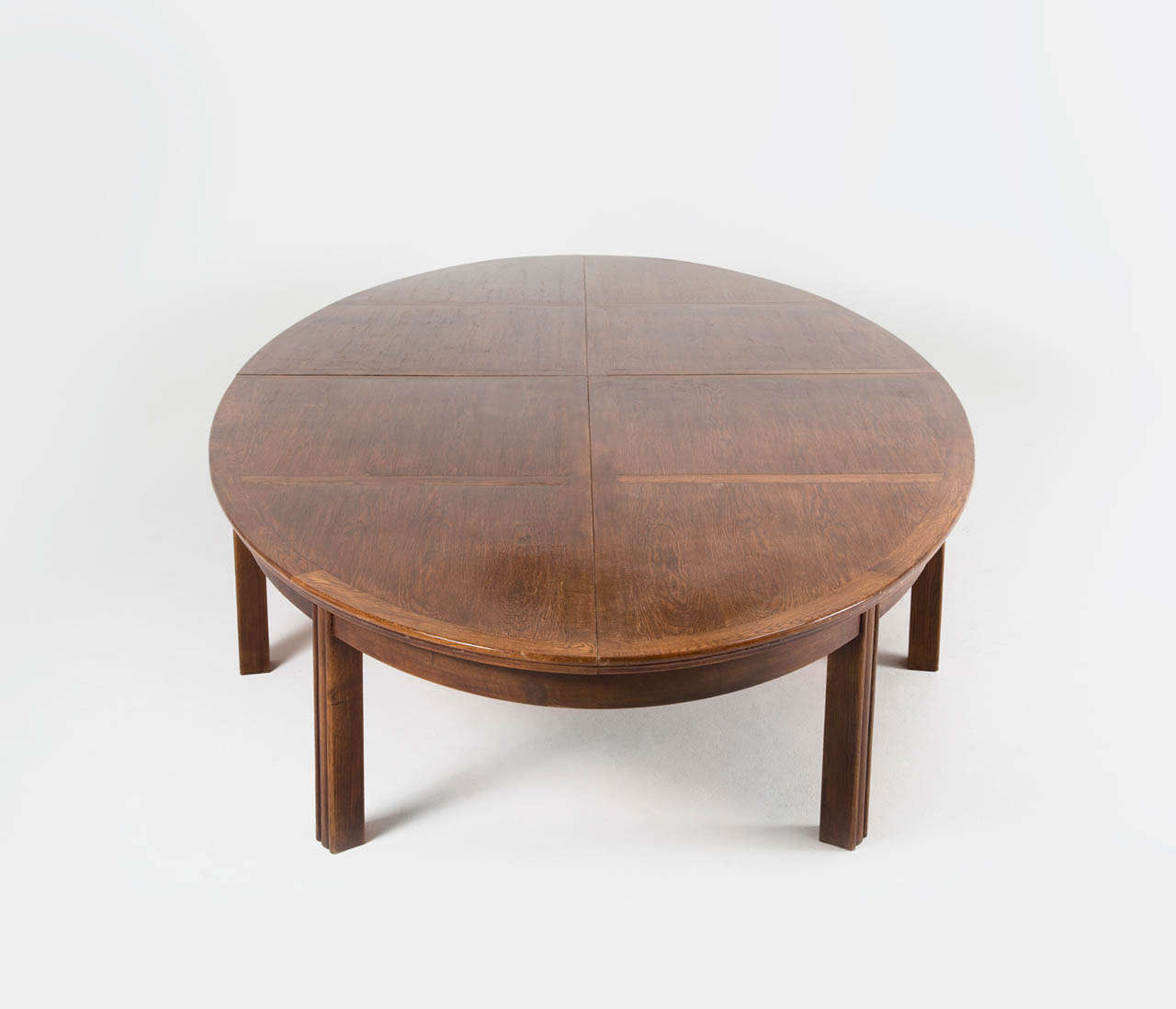 big oval dining table